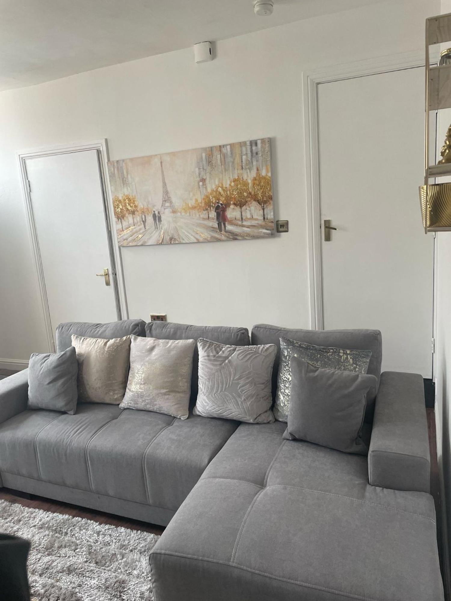 Clifton - Newly Refurbished - Free Wifi And Parking- Near Centre Apartment